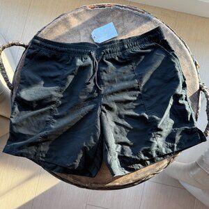 ModLi Swimwear Black 7" Board Shorts 50+UPF NWT Quick Dry Fade Resistant, size L